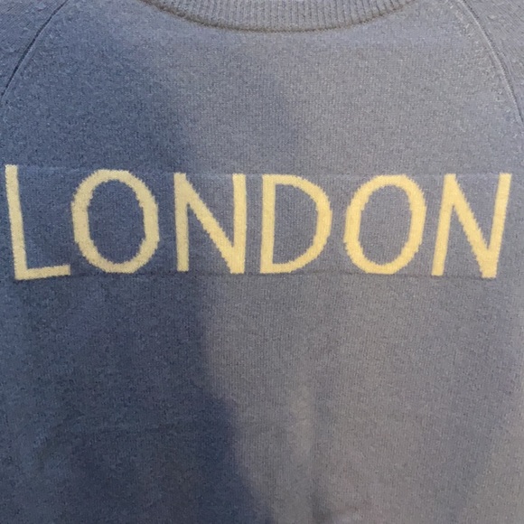 Philosophy 100% Cashmere Light Blue and White London Sweater - Picture 4 of 7